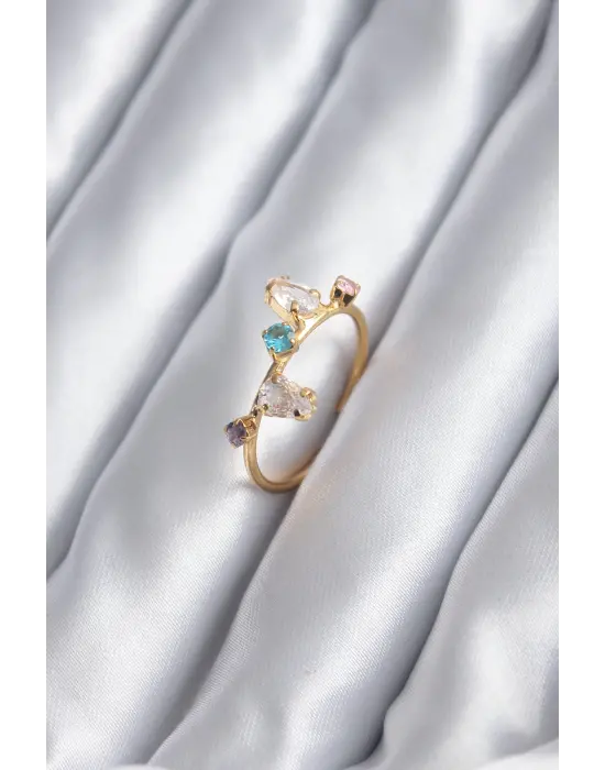 Altın Renkli Zirkon Taşlı Çelik Yüzük