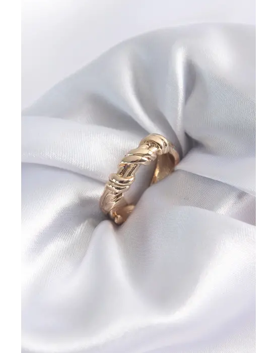 Gold Renk Sarmal Model Kadın Yüzük