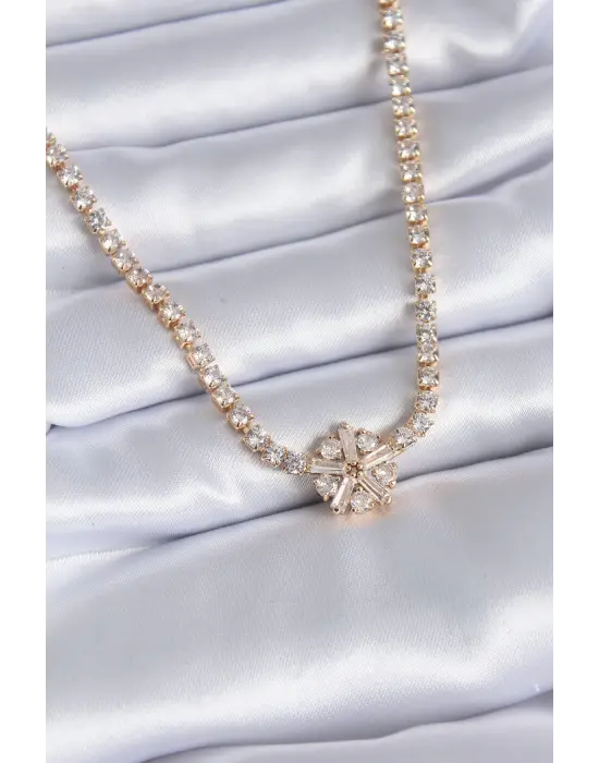 Altın  Su Yolu Zirkon Taş Model Kar Tanesi Figür  Çelik Kolye