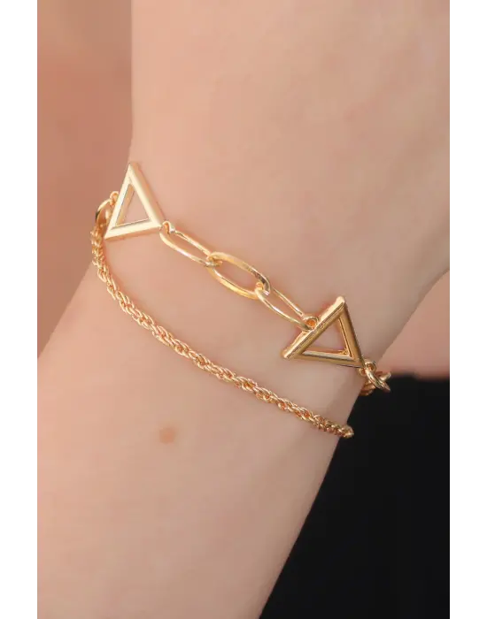 Gold Renk Üçgen Figür Kadın Kolye