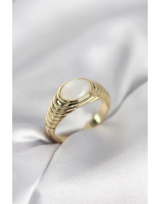 Gold Renk Vintage Model Kadın Yüzük