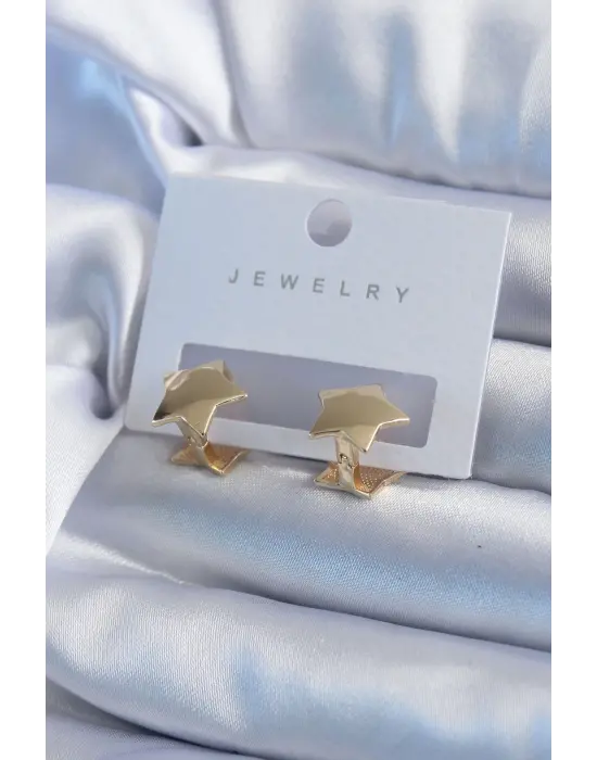 Altın Yıldız Model  Çelik Küpe