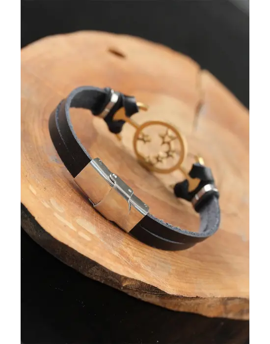 Gold Renk Yıldızlı Metal Aksesuarlı Siyah Deri Erkek Bileklik