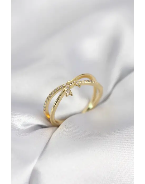 Gold Renk Zirkon Taşlı Fiyonk Model Kadın Yüzük