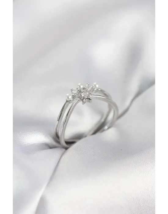 Gümüş Renk İncili Yıldız Model Zirkon Taşlı Kadın Yüzük