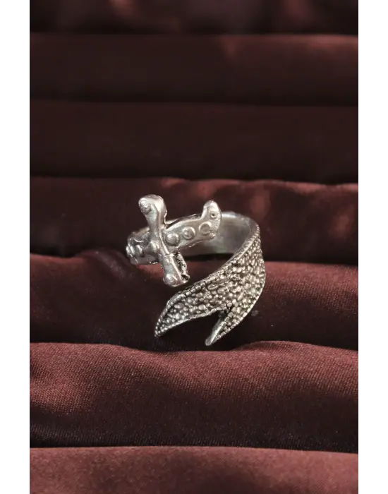 Gümüş Renk Kılıç Figürlü Ayarlamalı Erkek Yüzük