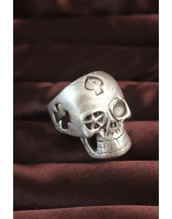 Gümüş Renk Kuru Kafa Figürlü Ayarlamalı Erkek Yüzük