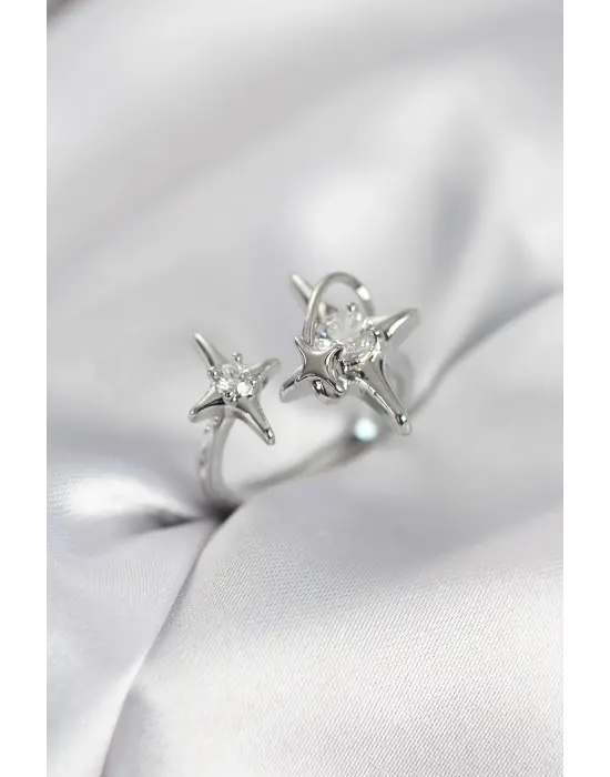Gümüş Renk Kutup Yıldızı Model Zirkon Taşlı Kadın Yüzük