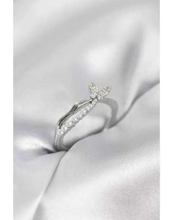 Gümüş Renk Kuyruklu Kelebek Model İncili Kadın Yüzük