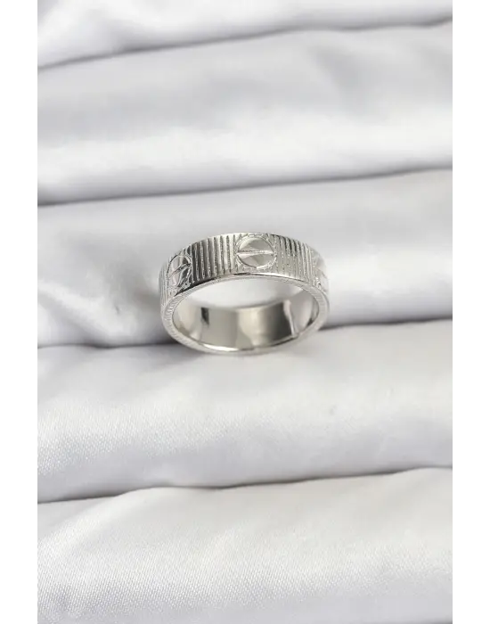 Düğme Model Taşsız Gümüş Renk Model Kadın Yüzük