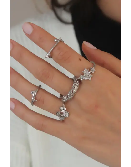 Gümüş Renk Motif İşleme Çoklu Yıldız Figür Kadın Yüzük Kombini