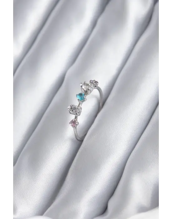 Gümüş Renk Renkli Zirkon Taşlı Kadın Yüzük