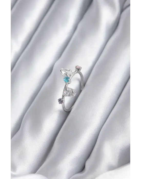 Gümüş Renkli Zirkon Taşlı Çelik Yüzük