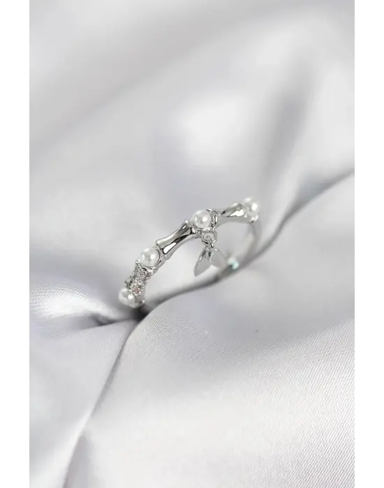 Gümüş Renk Sallantılı Kemik Model Kadın Yüzük