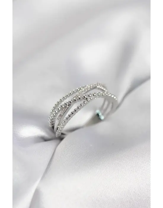 Gümüş Renk Sarmal Model Kadın Yüzük