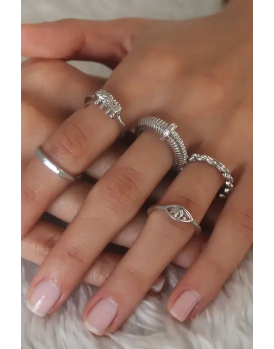 Gümüş Renk Sarmal Model Kadın Yüzük Kombini