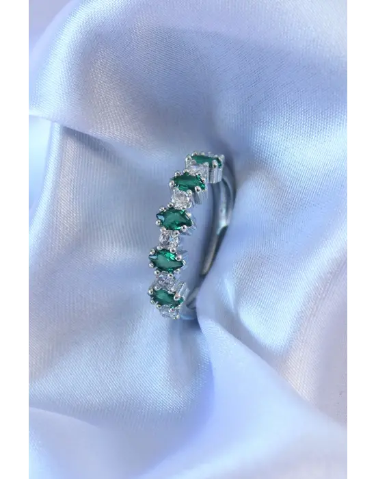 Gümüş Renk Yeşil Zirkon Taşlı Kadın Yüzük