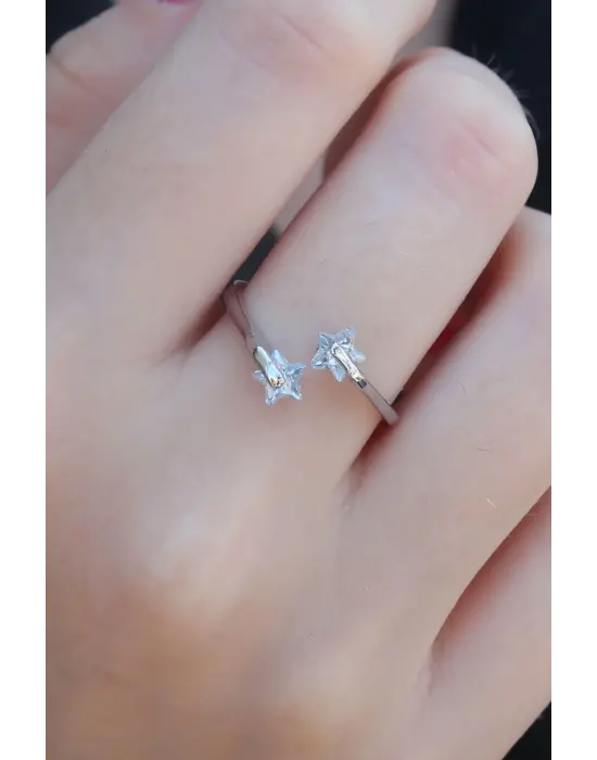 Gümüş Renk Yıldız Detay Kadın Yüzük