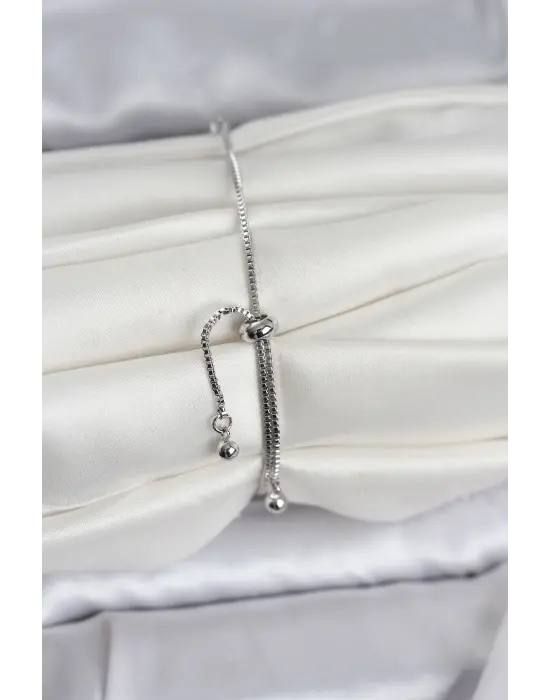 Gümüş Renk Zincir Model Zirkon Taşlı Pirinç Asansörlü Kadın Bileklik