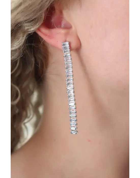 Gümüş Zirkon Taşlı Çelik Küpe