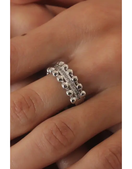 Gümüş Renk Zirkon Taşlı Kadın Yüzük