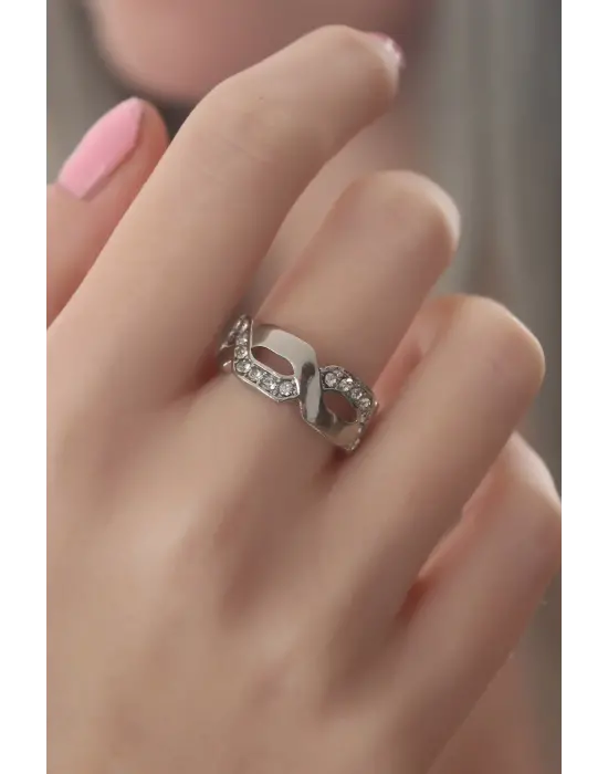 Gümüş Renk Zirkon Taşlı Kadın Yüzük