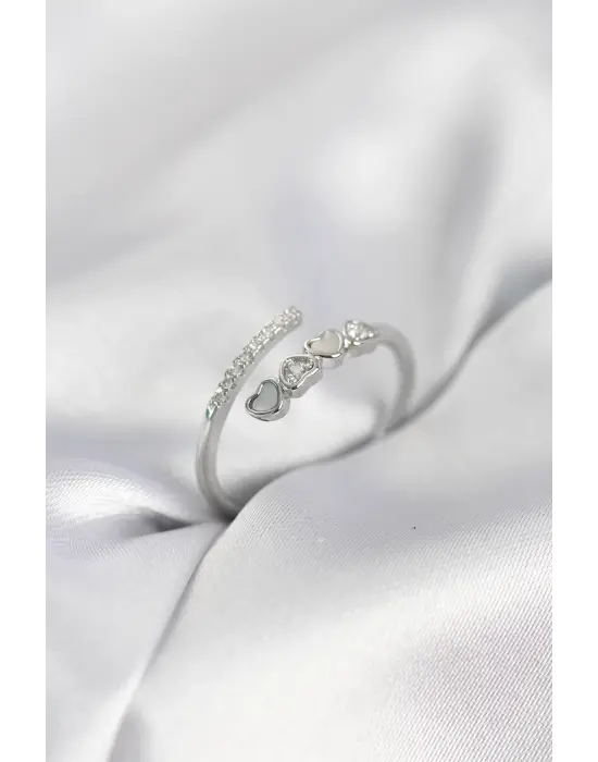 Gümüş Renk Zirkon Taşlı Minimal Kalp Model Kadın Yüzük