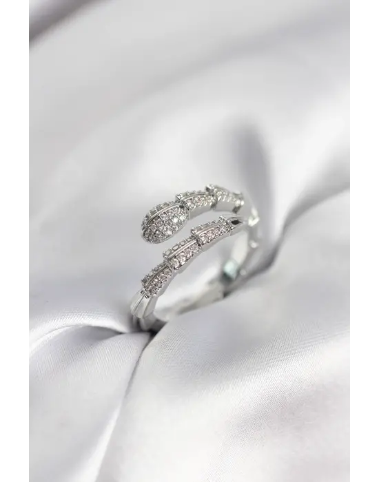 Gümüş Renk Zirkon Taşlı Yılan Model Kadın Yüzük