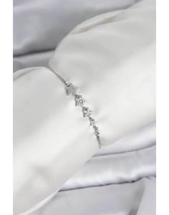 Gümüş Renk Zirkon Taşlı Yıldız Model Asansörlü Kadın Bileklik