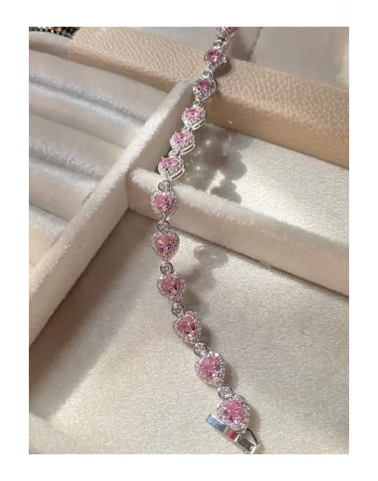 Gümüş Vip Model Kalpli Taşlı Bileklik