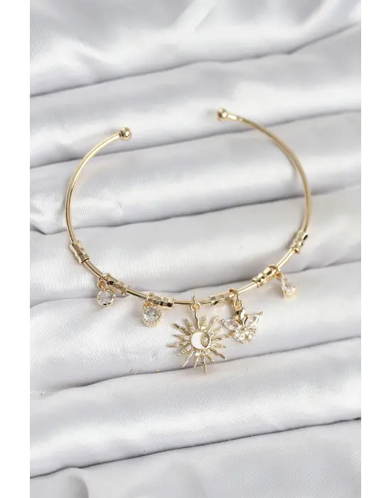 Güneş Charmlı Gold Renk Pirinç Kadın Bileklik