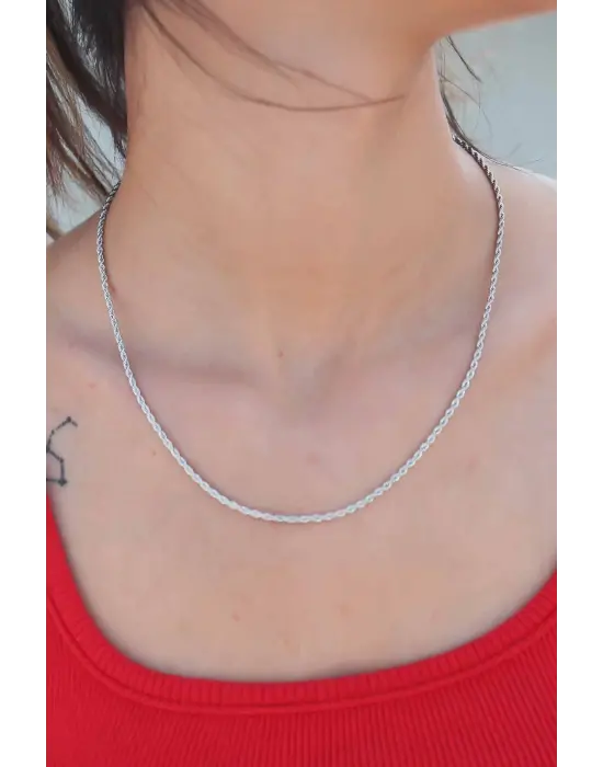 İnce Burgu Zincir Gümüş Renk Çelik Kadın Kolye
