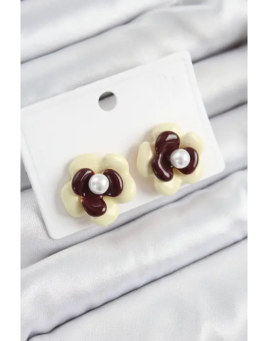 İnci Detaylı Krem Kahverengi Renk Papatya Model Kadın Küpe