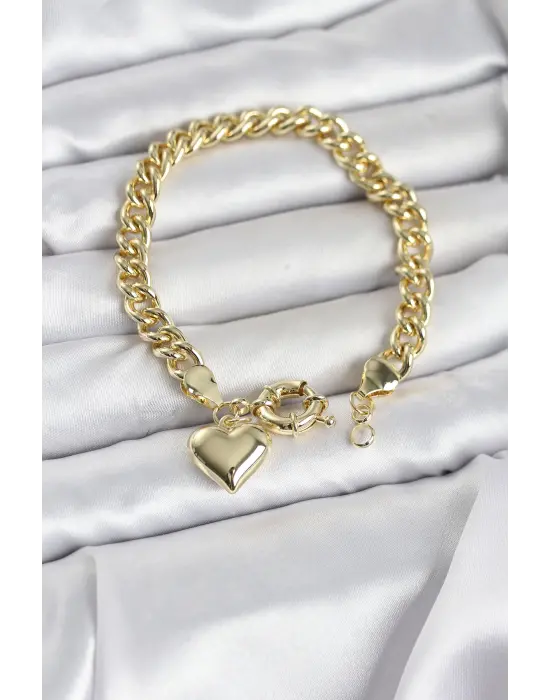 Kalp Detaylı Gold Renk Pirinç Kadın Bileklik