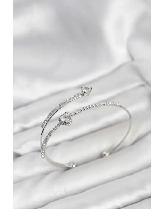 Kalp Model Çelik Gümüş Renk Kadın Bileklik