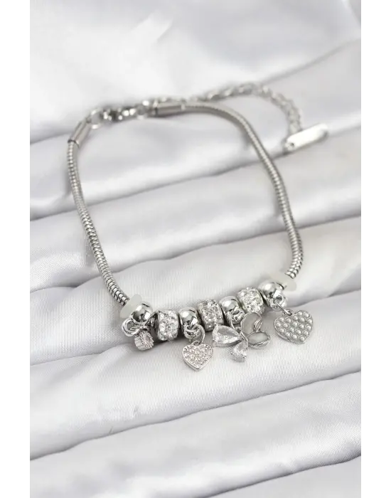 Kelebek Charmlı Gümüş Renk Kadın Bileklik