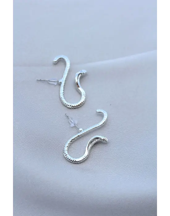 Kobra Yılan Tasarımlı Gümüş Renk Küpe