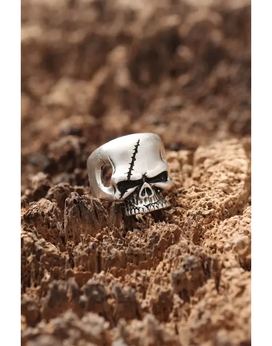 Kuru Kafa Figürlü Ayarlanabilir Motorcu Yüzük