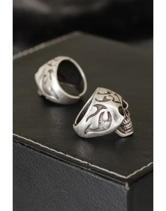 Kuru Kafa Tasarımlı Eskitme Gümüş Desenli Ayarlamalı Model Erkek Yüzük
