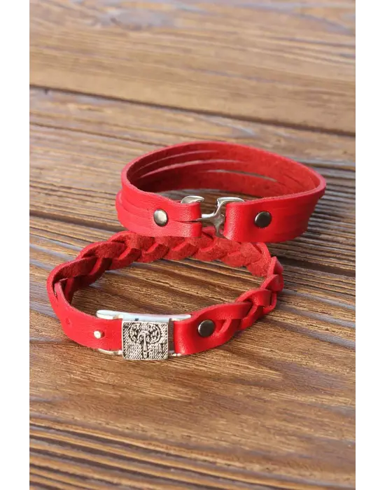 Metal Aksesuarlı Kırmızı Renk Deri Erkek Bileklik Kombin
