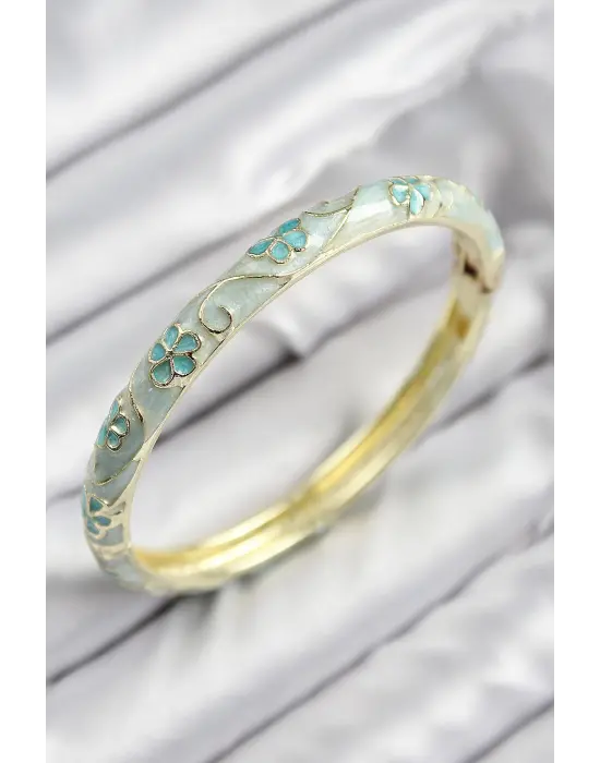 Mineli Pirinç Çiçek Motifli Gold Renk Kadın Kelepçe