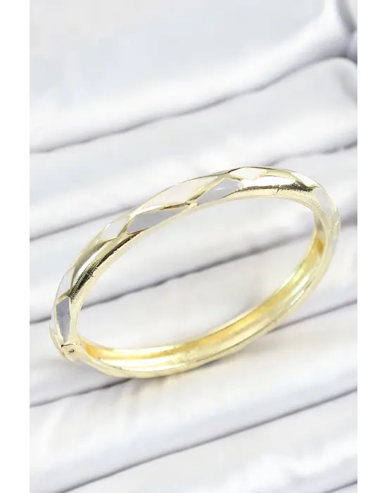 Mineli Pirinç Gri Beyaz Baklava Desenli Gold Renk Kadın Kelepçe