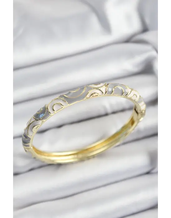 Mineli Çelik Gri Ve Beyaz Sarmal Motifli Gold Renk Kadın Kelepçe