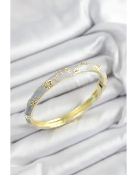 Mineli Pirinç Lila Çiçek Motifli Gold Renk Kadın Kelepçe