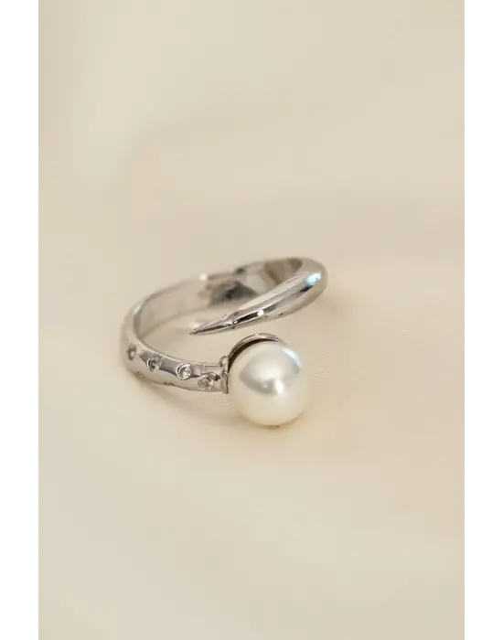 Önden Ayarlamalı Gümüş Renk Zirkon Taşlı İnci Detay Yüzük