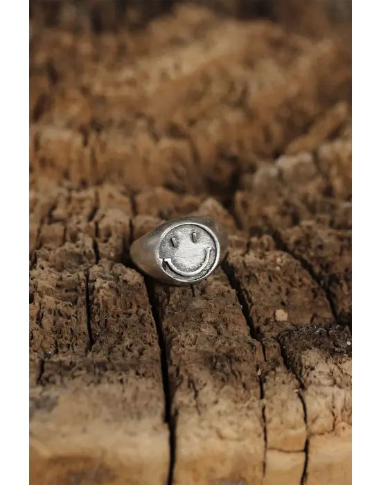 Otantik Emoji Tasarımlı Ayarlamalı Kadın Yüzük