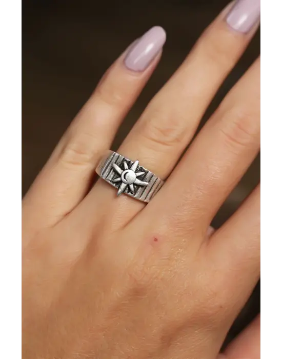 Otantik Kutup Yıldızı Tasarımlı Ayarlamalı Kadın Yüzük