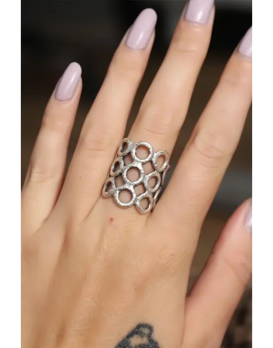 Otantik Tasarımlı Ayarlamalı Kadın Yüzük