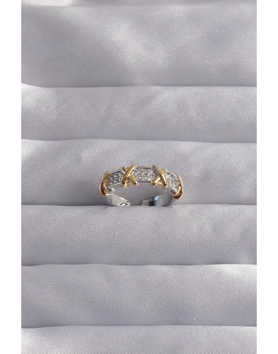  Ayarlamalı Gümüş Zirkon Taşlı XOXO Model Yüzük