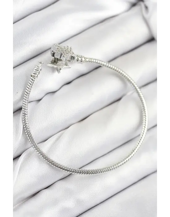 Pirinç Charm Zirkon Taşlı Yıldız Model Gümüş Renk Kadın Bileklik